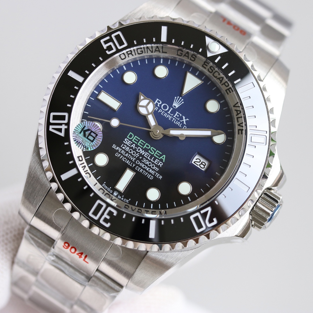 Rolex Sea-Dweller m126660-0002